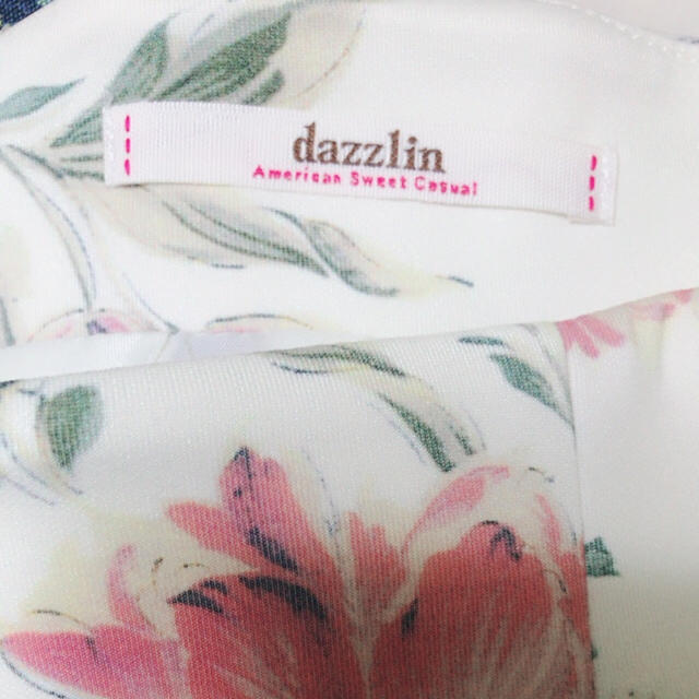 dazzlin(ダズリン)の花柄 スカート レディースのスカート(ミニスカート)の商品写真