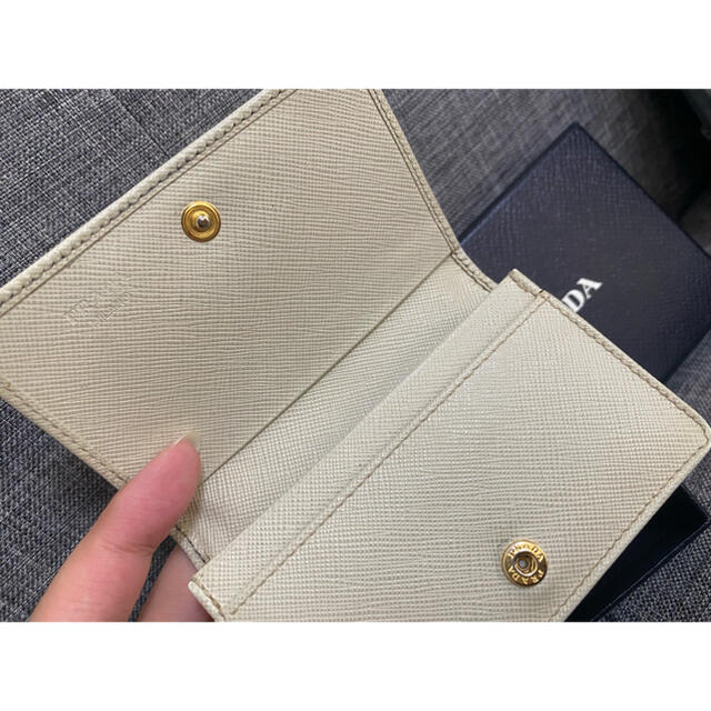 PRADA(プラダ)のPRADA カードケース🌟お値下げ中🌟 レディースのファッション小物(名刺入れ/定期入れ)の商品写真