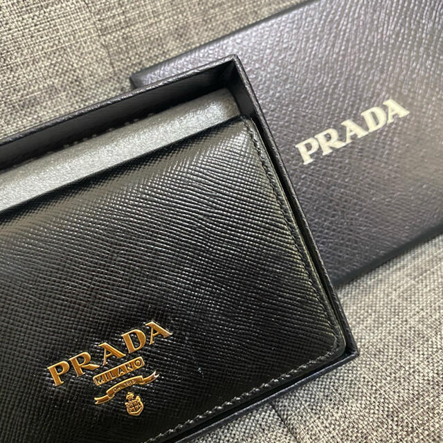 PRADA(プラダ)のPRADA カードケース🌟お値下げ中🌟 レディースのファッション小物(名刺入れ/定期入れ)の商品写真