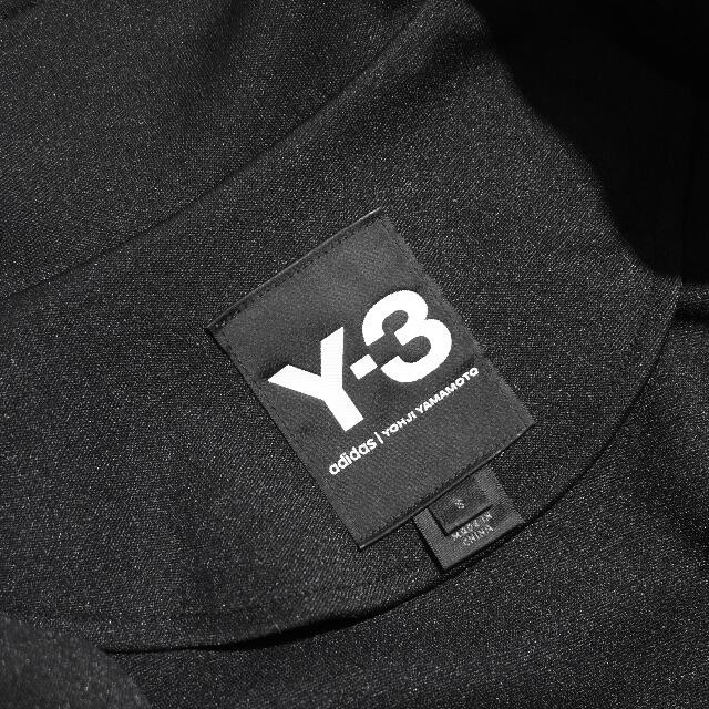 Y-3(ワイスリー)のY-3 ブラック 3ライン トラック ジャケット メンズのジャケット/アウター(その他)の商品写真