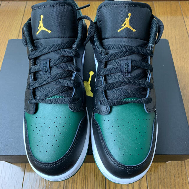 NIKE(ナイキ)のNike GS Air Jordan 1 Low Green Toe 24cm レディースの靴/シューズ(スニーカー)の商品写真