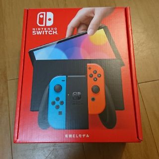 新品同様☆Nintendo switch 有機ELモデル 画面保護ガラスフィルム(家庭用ゲーム機本体)