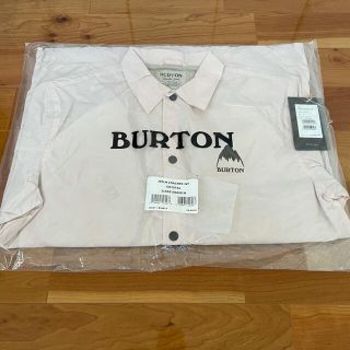 バートン(BURTON)のBURTON コーチジャケット 新品未使用 Mサイズ(ナイロンジャケット)