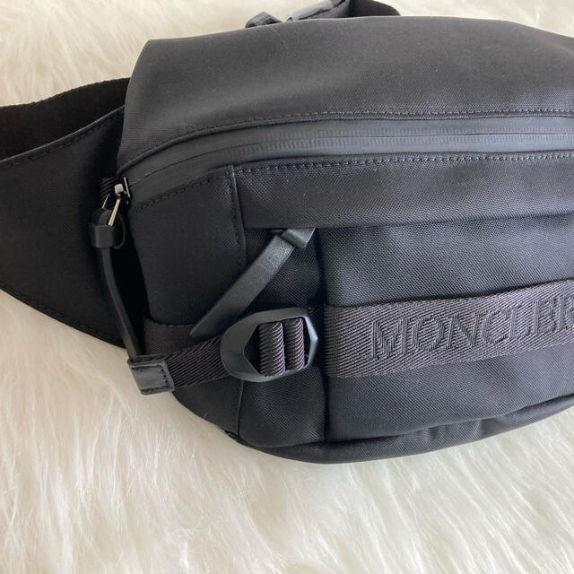 MONCLER(モンクレール)の【MONCLER】 ボディバッグ メンズのバッグ(ボディーバッグ)の商品写真