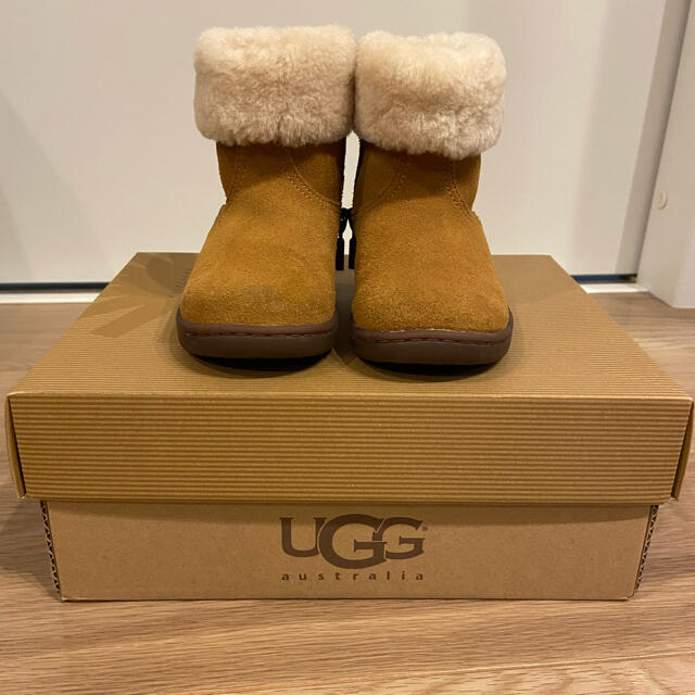 UGG ブーツ　14.5cm