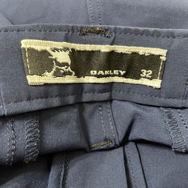 Oakley(オークリー)のOAKLEY ゴルフパンツ スポーツ/アウトドアのゴルフ(ウエア)の商品写真