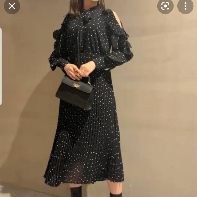 希少品 スナイデル シフォンボウタイドットワンピース 人気度