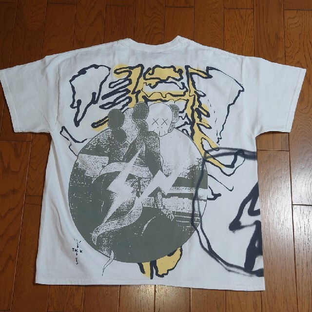 FRAGMENT(フラグメント)のcactus jack fragment kaws コラボT Lサイズ　トラビス メンズのトップス(Tシャツ/カットソー(半袖/袖なし))の商品写真