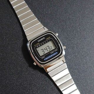 カシオ(CASIO)の新品 CASIO カシオ　デジタル腕時計  チープカシオ　レディース ステンレス(腕時計)