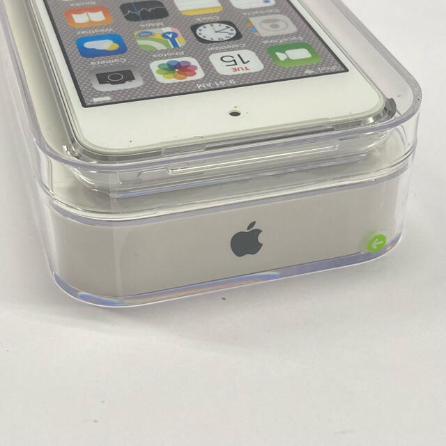 iPod touch(アイポッドタッチ)のApple iPod touch 128GB シルバー 128GB スマホ/家電/カメラのオーディオ機器(ポータブルプレーヤー)の商品写真