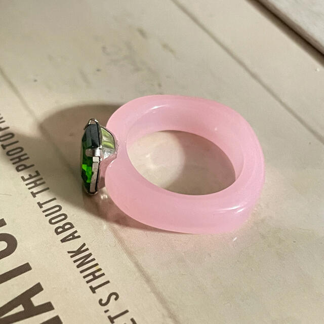 アクリルリング バブルガム ピンク ユニセックス 韓国 指輪 15号 レディースのアクセサリー(リング(指輪))の商品写真
