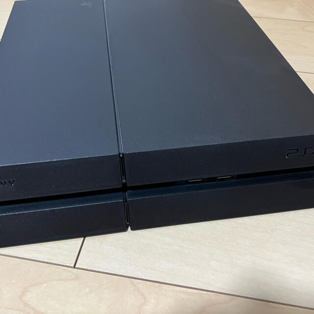 PlayStation4(プレイステーション4)のPlayStation®4 ジェット・ブラック 500GB CUH-1200A エンタメ/ホビーのゲームソフト/ゲーム機本体(家庭用ゲーム機本体)の商品写真