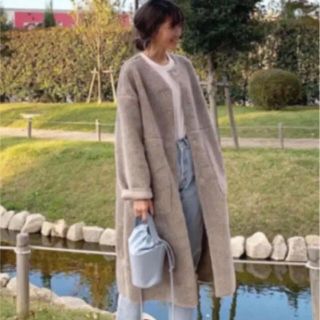 ザラ(ZARA)のザラ　ZARA リバーシブルボアコート 大人気 完売 Sサイズ(ロングコート)