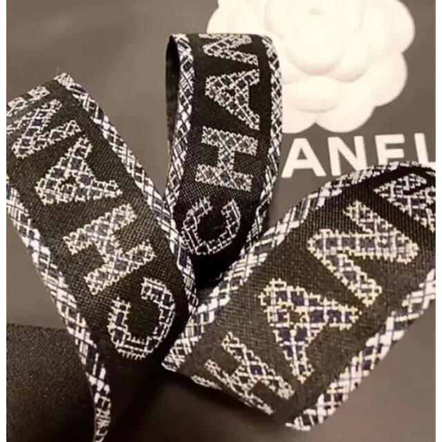 CHANEL(シャネル)のCHANEL❤︎ホリデー限定リボン インテリア/住まい/日用品のオフィス用品(ラッピング/包装)の商品写真