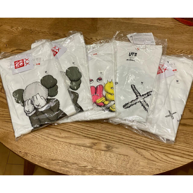 UNIQLO×KAWS ユニクロ×カウズサイズM セット販売