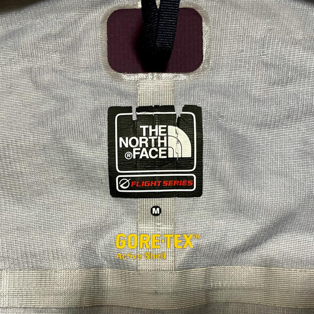 THE NORTH FACE(ザノースフェイス)のTHE NORTH FACE FLIGHT SERIES GORE-TEX メンズのジャケット/アウター(マウンテンパーカー)の商品写真