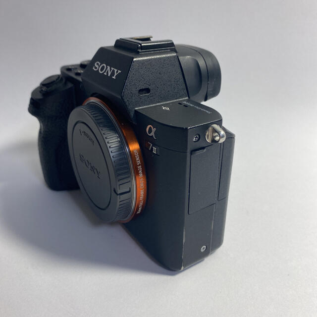 SONY(ソニー)のSONY a7II フルサイズ ミラーレス一眼カメラ スマホ/家電/カメラのカメラ(ミラーレス一眼)の商品写真