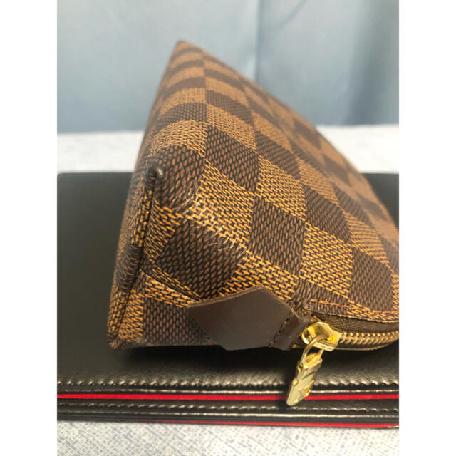 LOUIS VUITTON(ルイヴィトン)の❤️ルイヴィトン　ポーチ　ダミエ❤️ レディースのファッション小物(ポーチ)の商品写真