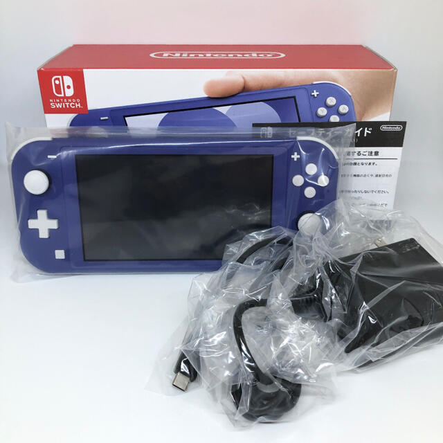 Nintendo Switch(ニンテンドースイッチ)の【美品】ニンテンドースイッチライト ブルー 本体 付属品完備 エンタメ/ホビーのゲームソフト/ゲーム機本体(携帯用ゲーム機本体)の商品写真