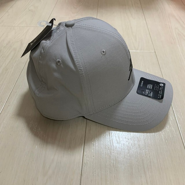 NIKE(ナイキ)の《新品》NIKE ナイキ ジョーダン クラシック99 スナップ バックキャップ メンズの帽子(キャップ)の商品写真