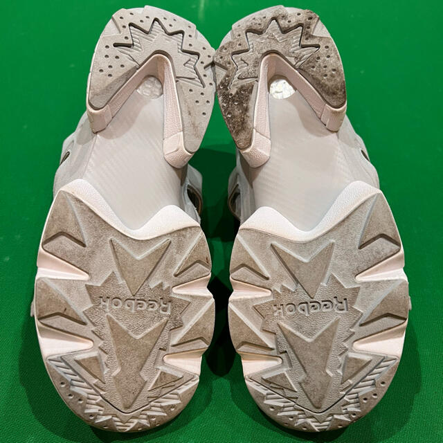 Reebok(リーボック)のReebok インスタ ポンプフューリー サンダル　ライトグレー メンズの靴/シューズ(サンダル)の商品写真