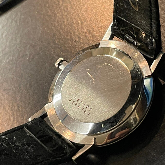 UNIVERSAL GENEVE(ユニバーサルジュネーブ)のUNIVERSAL GENEVE メンズ　腕時計 メンズの時計(腕時計(アナログ))の商品写真