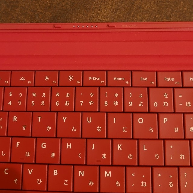 Microsoft(マイクロソフト)のMicrosoft Surface type cover Red スマホ/家電/カメラのPC/タブレット(PC周辺機器)の商品写真