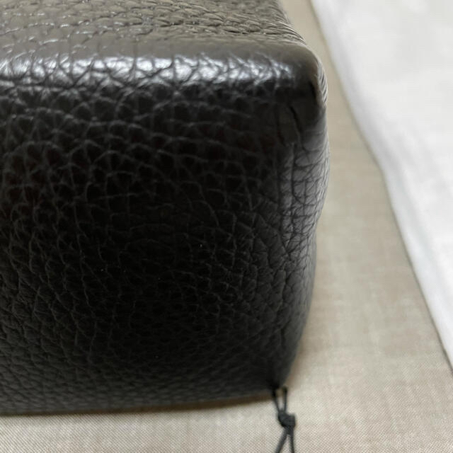 COMOLI(コモリ)のAeta カウレザーショルダーバッグ レディースのバッグ(ショルダーバッグ)の商品写真