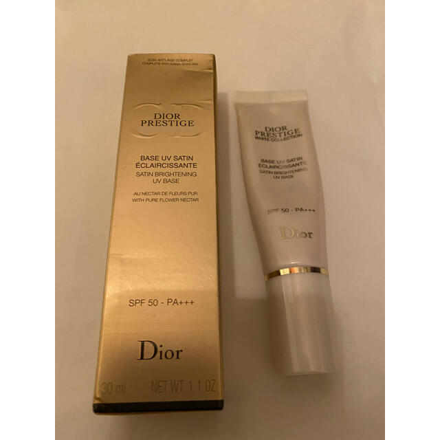 Christian Dior(クリスチャンディオール)のDior プレステージ ホワイト  サテン UVベース spf50 化粧下地 コスメ/美容のベースメイク/化粧品(化粧下地)の商品写真