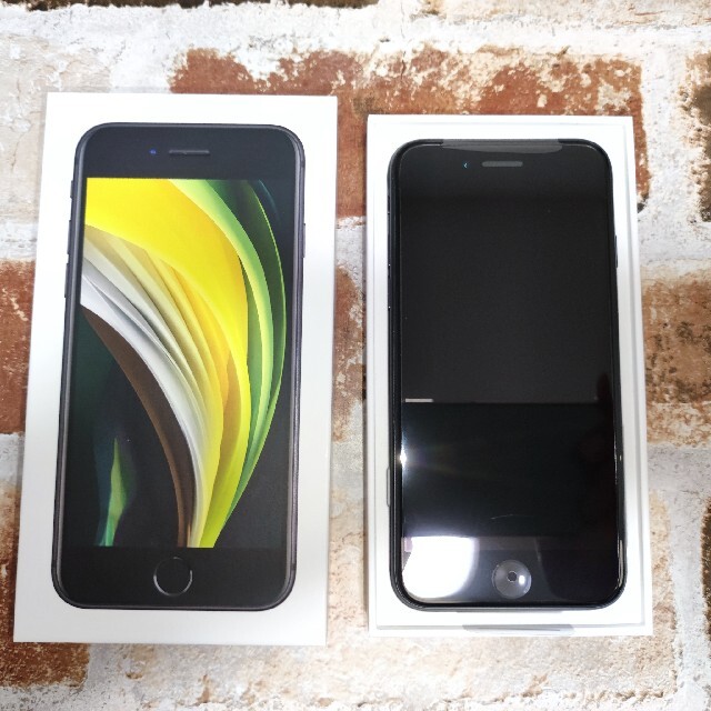新品 SIMフリー iPhone SE 2 黒　64GB 本体