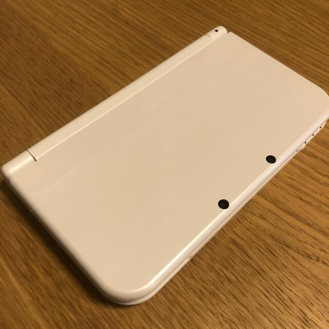 New Nintendo 3DS LL パールホワイト携帯用ゲーム機本体