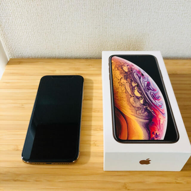 iPhone Xs 64GB ゴールド