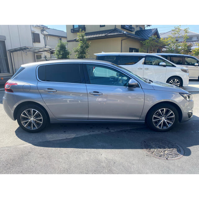 Peugeot(プジョー)の車検2年/現行型/プジョー/308/アリュール/実走行85.000km修復無 自動車/バイクの自動車(車体)の商品写真