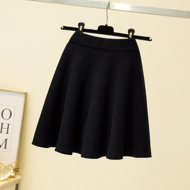 【新品♡即日発送】 Aラインニットスカート♡ レディースのスカート(ミニスカート)の商品写真