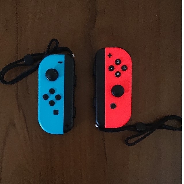 Nintendo Switch(ニンテンドースイッチ)のジャンク品 ジョイコン joy-con ネオンレッド/ネオンブルー エンタメ/ホビーのゲームソフト/ゲーム機本体(その他)の商品写真