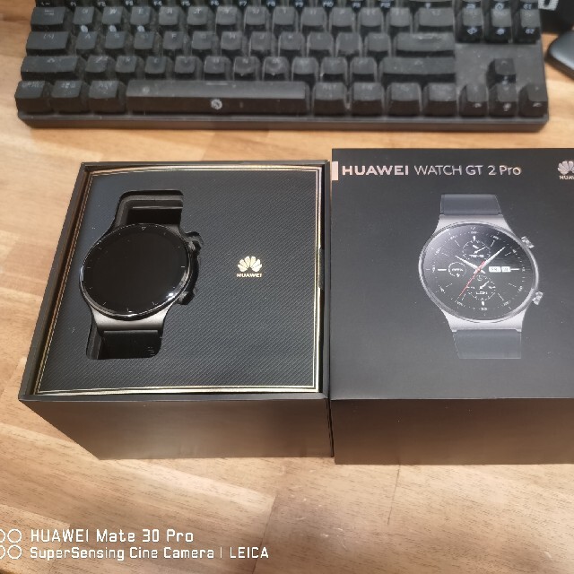 HUAWEI(ファーウェイ)のHuawei watch GT2 pro night black メンズの時計(腕時計(デジタル))の商品写真