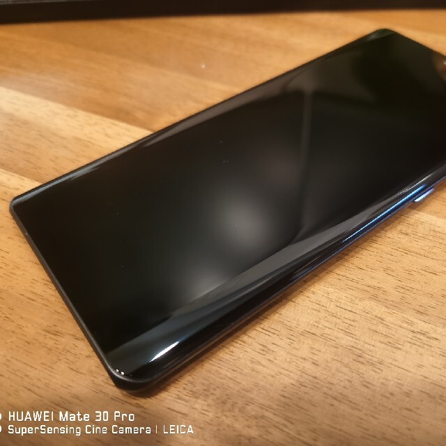 HUAWEI(ファーウェイ)のHuawei P30 pro HW-02Lレア品 海外EMUI11 スマホ/家電/カメラのスマートフォン/携帯電話(スマートフォン本体)の商品写真