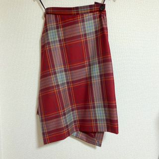 ヴィヴィアン(Vivienne Westwood) チェックスカート ひざ丈スカートの