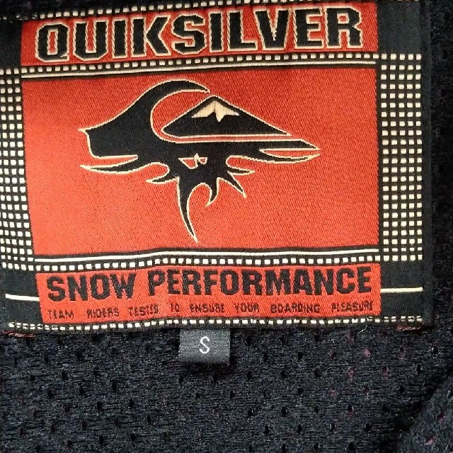 QUIKSILVER(クイックシルバー)のkkkppp様専用‼️スノボーウェア上下　マウンテンパーカー！ スポーツ/アウトドアのスノーボード(ウエア/装備)の商品写真