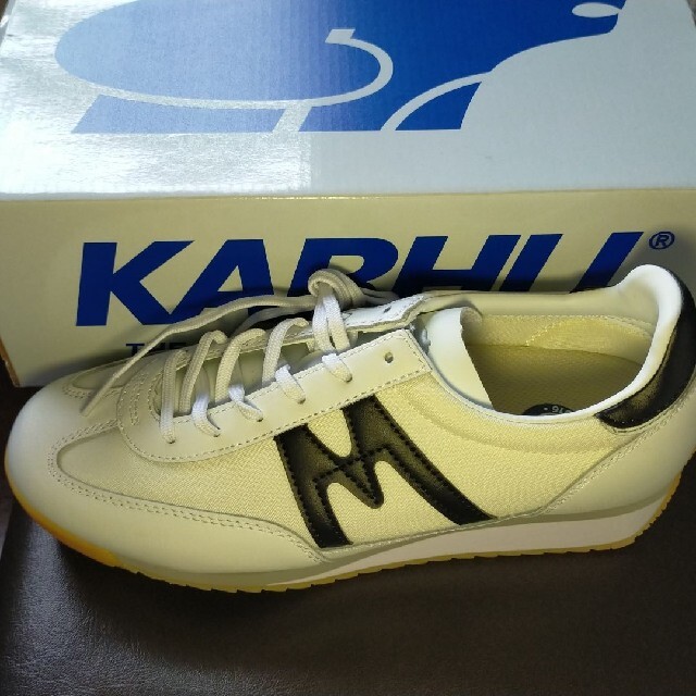 KARHU(カルフ)のKARHU サイズ25.5cm) スニーカー メンズの靴/シューズ(スニーカー)の商品写真