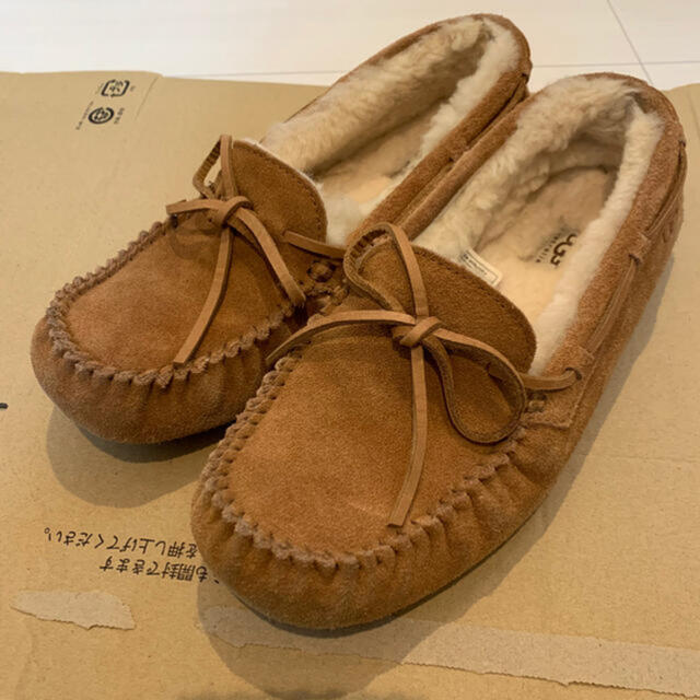 高価値 Ugg チビ 様 専用 アグ ムートンモカシン 26 スリッポン モカシン Www Cognitiva La