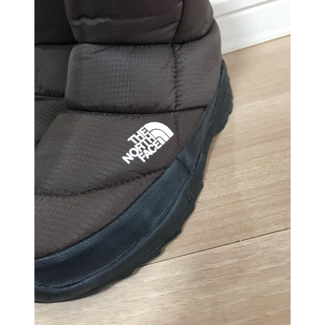 THE NORTH FACE(ザノースフェイス)のJASMINE様専用　ノースフェイス　ヌプシ　スノーブーツ レディースの靴/シューズ(ブーツ)の商品写真