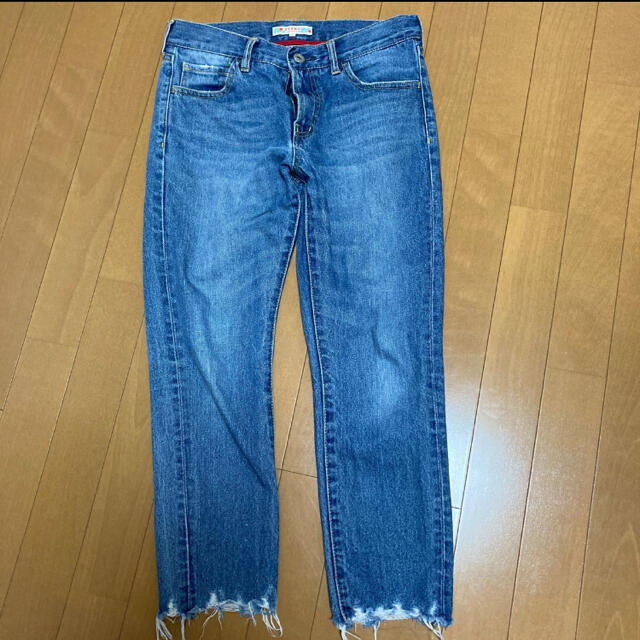 BEAMS(ビームス)のBEAMS ダメージ加工ジーンズ レディースのパンツ(デニム/ジーンズ)の商品写真