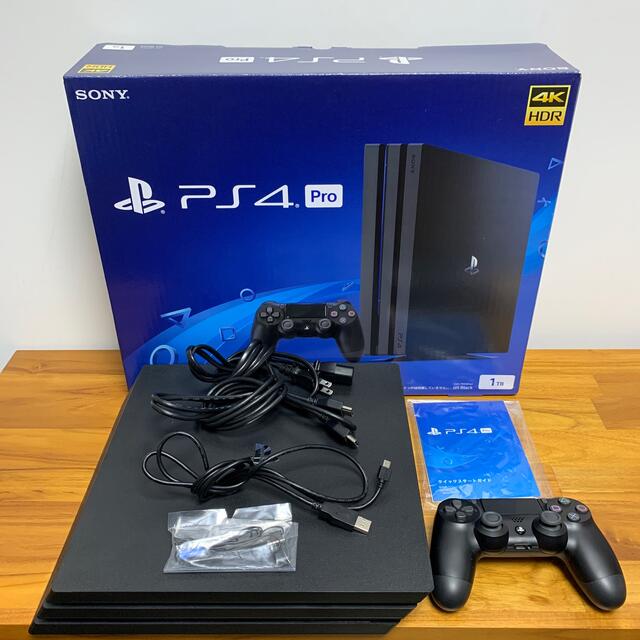 SONY PS4 Pro 本体  1TB CUH-7000BB01