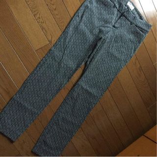 オールドネイビー(Old Navy)の【年末セール‼︎】オールドネイビーパンツ ♡ 黒柄(カジュアルパンツ)