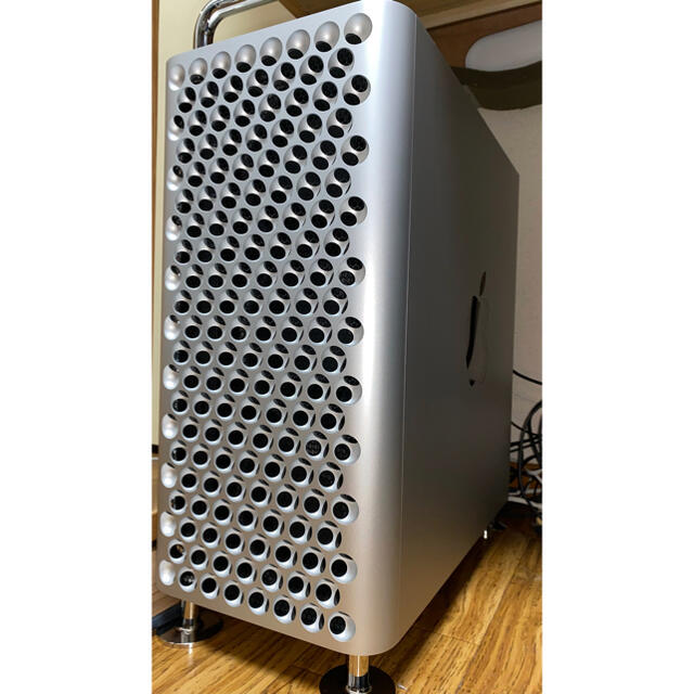 Apple(アップル)のMac Pro 2019 Xeon 16Core メモリ48GB SSD2TB  スマホ/家電/カメラのPC/タブレット(デスクトップ型PC)の商品写真