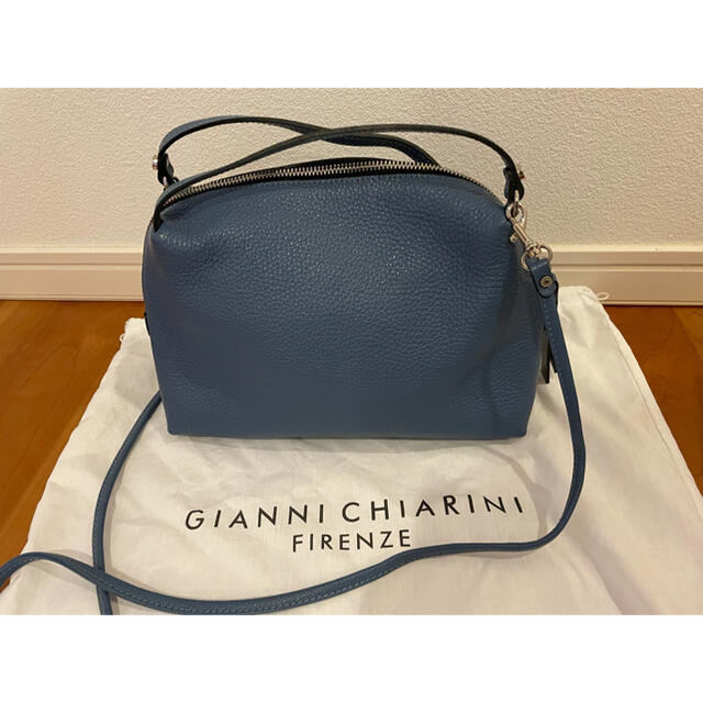 GIANNI CHIARINI ジャンニキアリーニ ショルダーバッグ アリファM レディースのバッグ(ショルダーバッグ)の商品写真