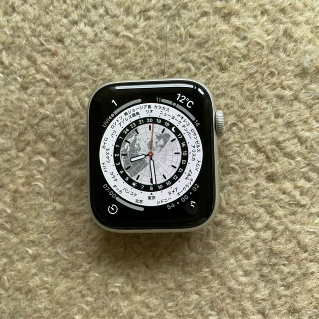 Apple Watch Series 5 GPSモデル 44mm シルバーアルミ スマホ/家電/カメラのスマートフォン/携帯電話(その他)の商品写真