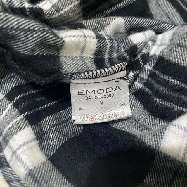 EMODA(エモダ)のEMODA エモダ　チェック柄ショートシャツ レディースのトップス(シャツ/ブラウス(長袖/七分))の商品写真