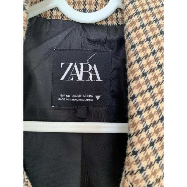 ZARA(ザラ)の【未使用】ZARA チェック柄ロングコート レディースのジャケット/アウター(ロングコート)の商品写真